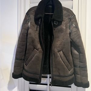 Truth by Republic faux shearling & leather camouflage aviator jacket 👩🏼‍✈️